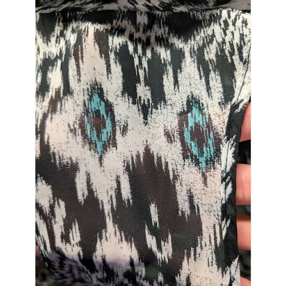 Living Doll Printed Shawl Women's Size M - Picture 6 of 7